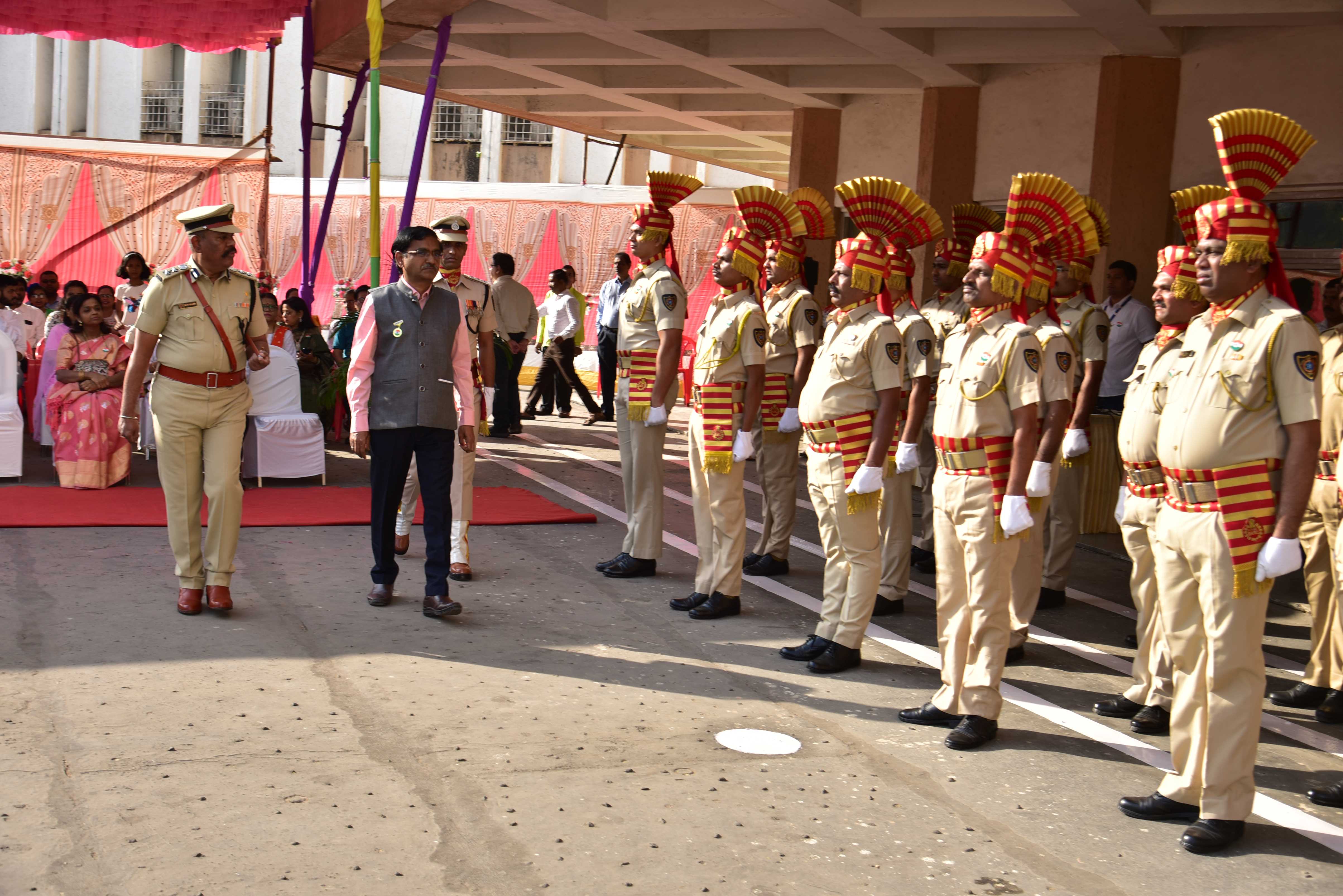 श्री एस. सत्यकुमार, अध्यक्ष एवं मुख्य कार्यकारी, हेवी वॉटर बोर्ड ने गणतंत्र दिवस–2024 के समारोह की अध्यक्षता मुख्य अतिथि के रूप में विक्रम साराभाई भवन, अनुशक्तिनगर, मुंबई – 400 094 में की।