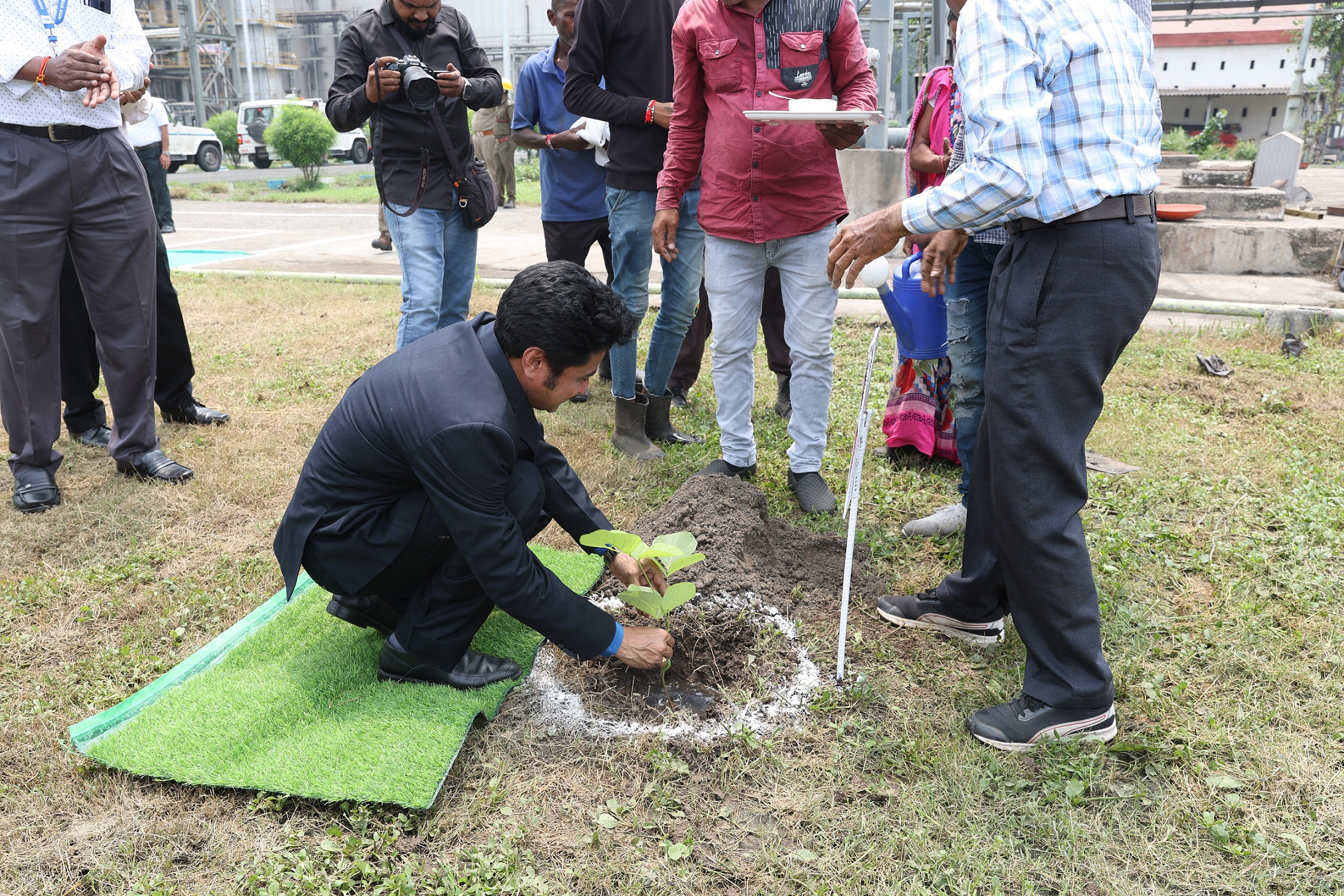 डॉ. ए. के. मोहंती, अध्यक्ष, एईसी एवं सचिव, डीएई द्वारा एचडब्ल्यूपी हजीरा का दौरा