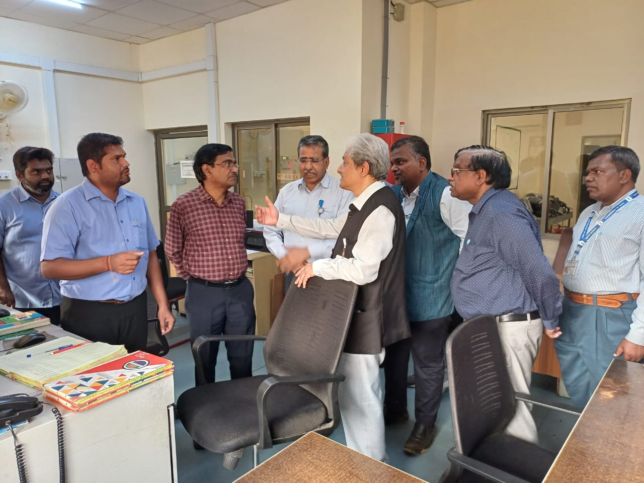 10 फरवरी 2025 को भापासं (मणुगुरु) में श्री एस. सत्यकुमार, मुख्य कार्यकारी, भापाबो और श्री मुदित श्रीवास्तव, आईएफए, भापाबो की उपस्थिति में श्री डी.के. शुक्ला, अध्यक्ष, एईआरबी द्वारा "बोरॉन कार्बाइड पेलेटाइजेशन प्लांट के विस्तार" का शिलान्यास 