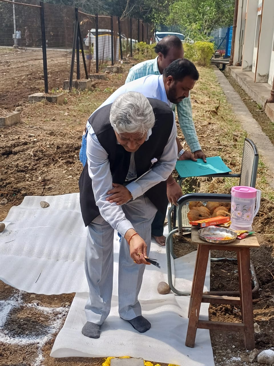 10 फरवरी 2025 को भापासं (मणुगुरु) में श्री एस. सत्यकुमार, मुख्य कार्यकारी, भापाबो और श्री मुदित श्रीवास्तव, आईएफए, भापाबो की उपस्थिति में श्री डी.के. शुक्ला, अध्यक्ष, एईआरबी द्वारा "बोरॉन कार्बाइड पेलेटाइजेशन प्लांट के विस्तार" का शिलान्यास 