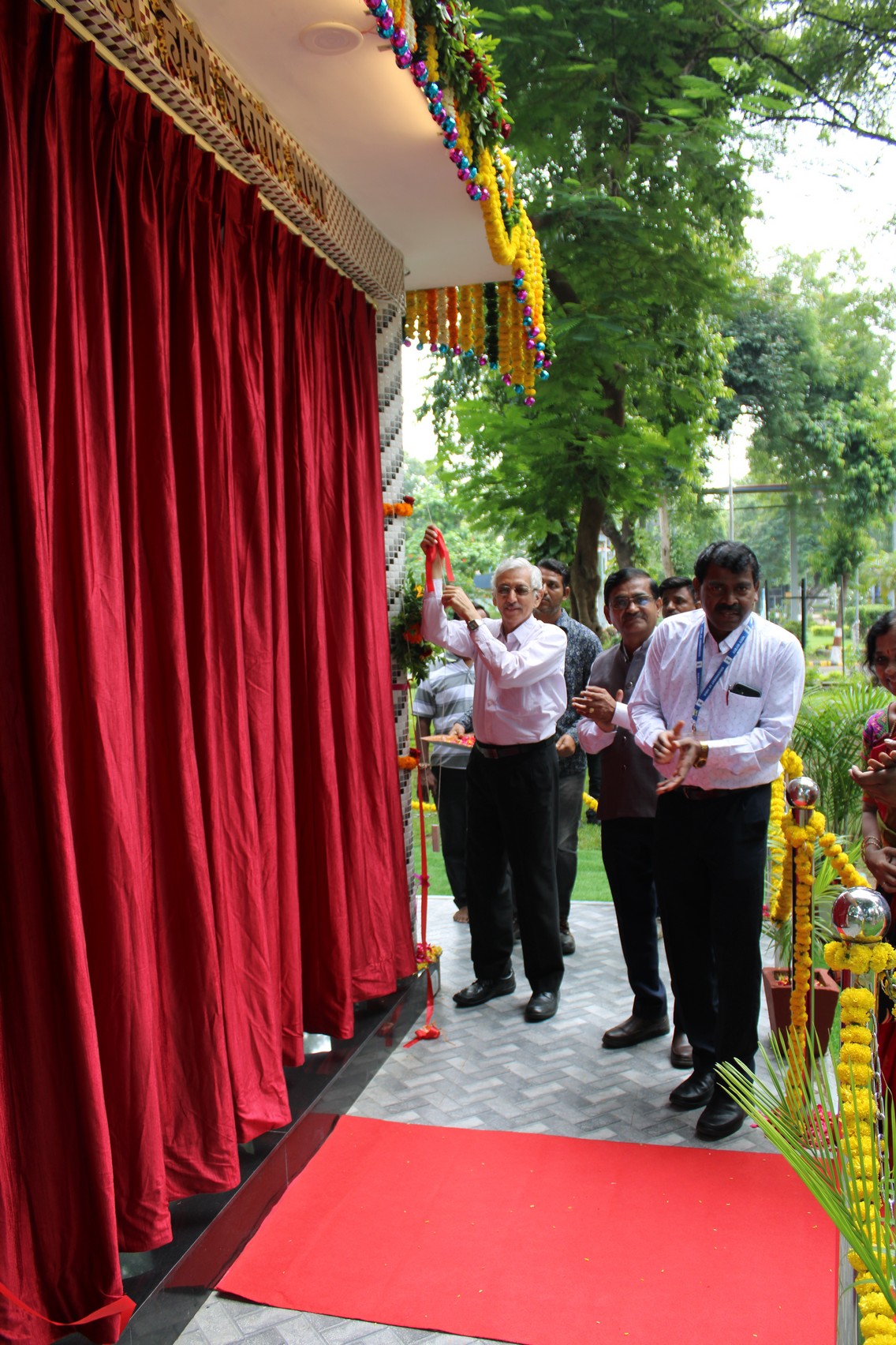 श्री के.एन. व्यास, डीएई-होमी भाभा चेयर प्रोफेसर, पूर्व अध्यक्ष, परमाणु ऊर्जा आयोग और सचिव, परमाणु ऊर्जा विभाग  द्वारा  दिनांक 18 अगस्त 2025 को मुख्य कार्यकारी , भारी पानी बोर्ड , मुंबई और महाप्रबंधक , भापाबोसु  (वडोदरा ) की गरिमामयी उपस्थिति में डॉ. होमी 