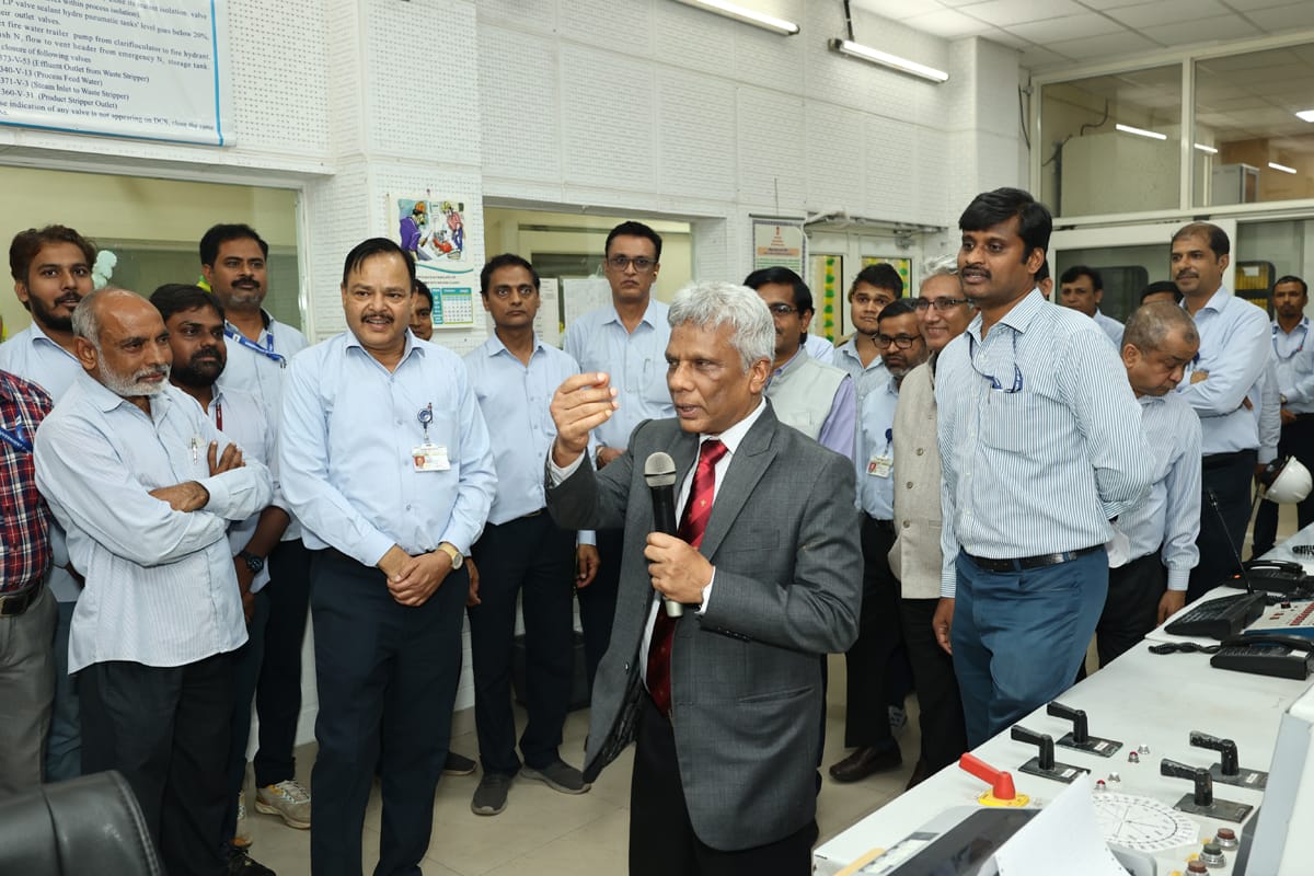 27 सितम्बर 2024 को डॉ. ए. के. मोहंती, अध्यक्ष, एईसी एवं सचिव, डीएई द्वारा एचडब्ल्यूपी, कोटा में ड्यूटेरियम रहित जल उत्पादन सुविधा (Deuterium Depleted Water Production Facility) का उद्घाटन किया गया।