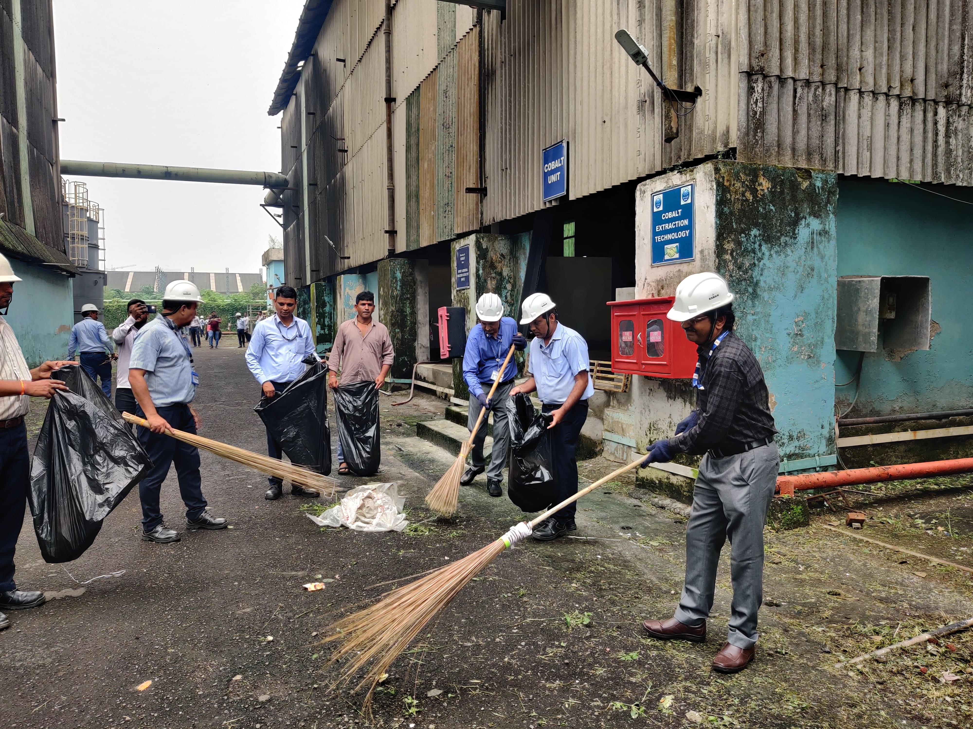 1. CLEANING CAMPAIGN AT HWBFM.jpg