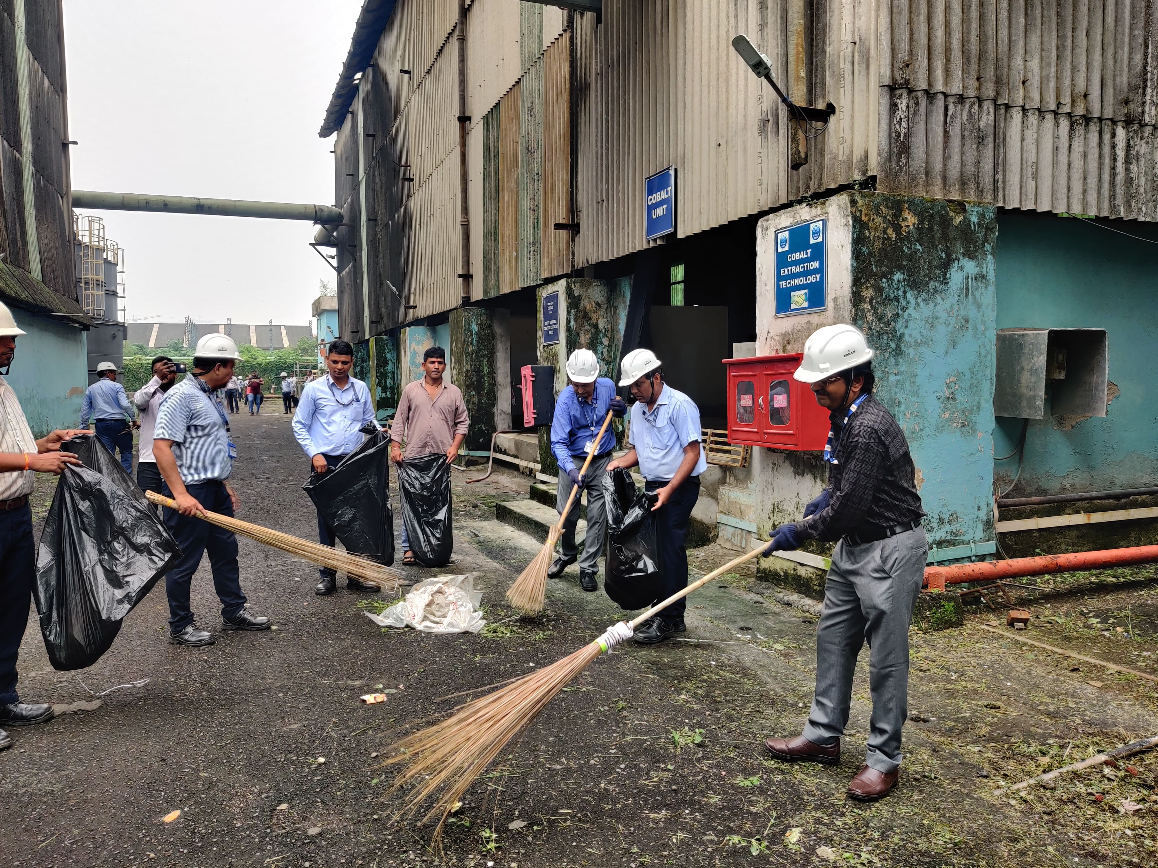 1._cleaning_campaign_at_hwbfm